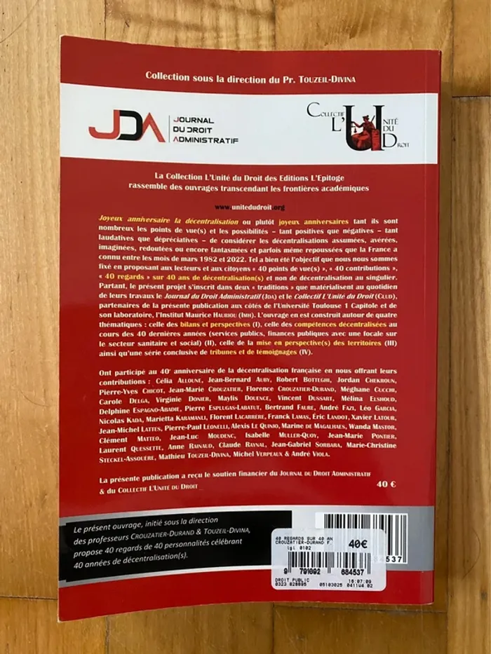 40 regards sur 40 ans de décentralisation(s)  epitoge unité du droit - photo numéro 2