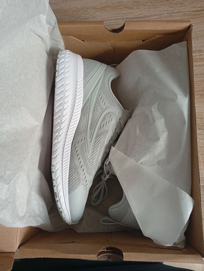 Baskets Fila neuves - photo numéro 8