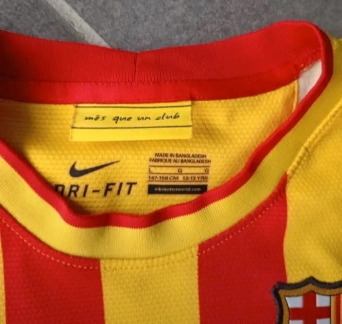 Maillot FC Barcelone enfant taille L - photo numéro 3
