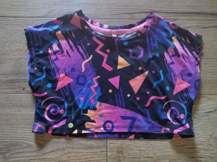 Croc top