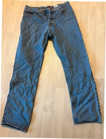 Jean homme coupe droite 44 bleu clair