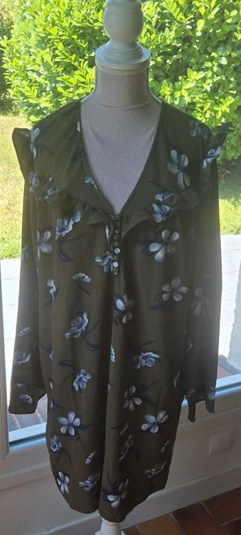 Robe kaki Kiabi taille 46