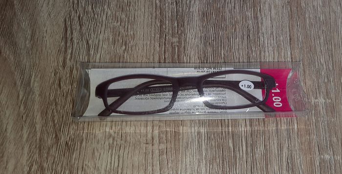 Lunettes loupe, neuves, +1.00