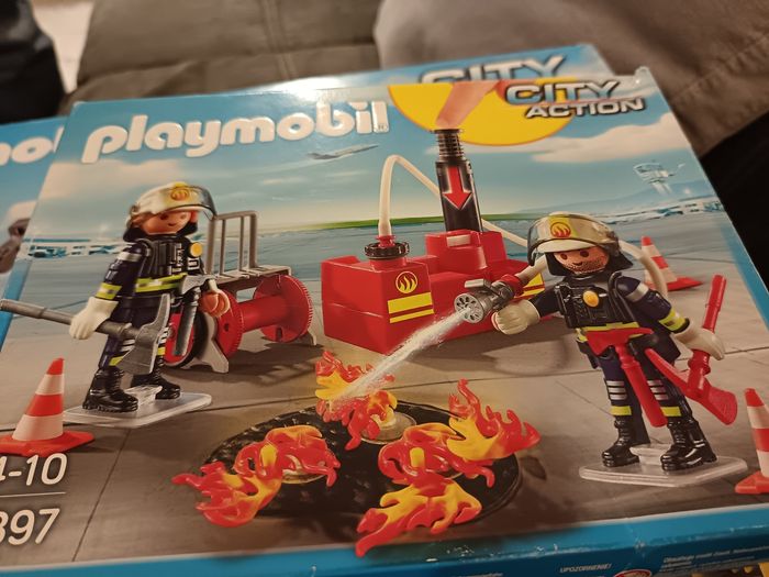 Playmobil camion de pompier - photo numéro 5