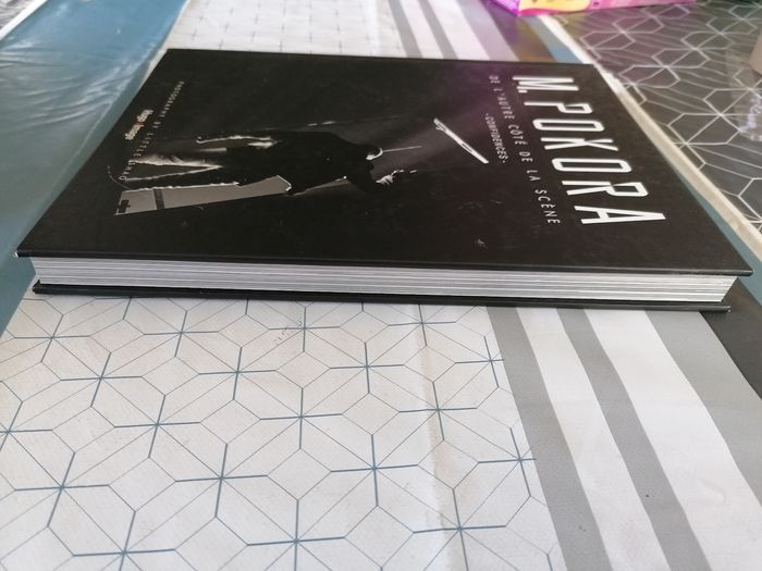 Livre M. Pokora De l'autre côté de la scène - photo numéro 3