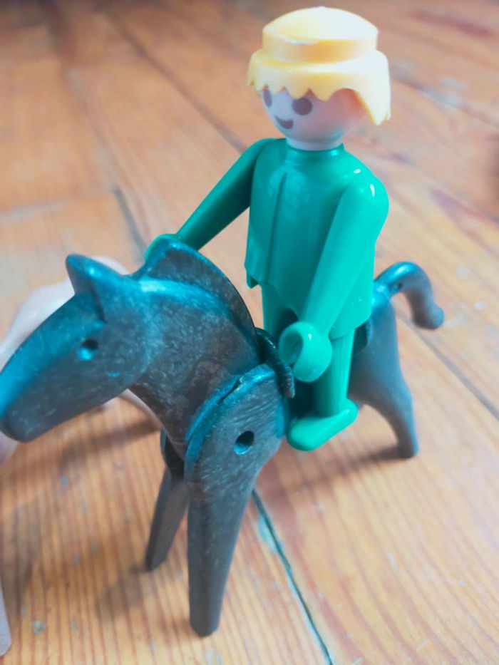 Playmobil  cheveux années 80 - photo numéro 2