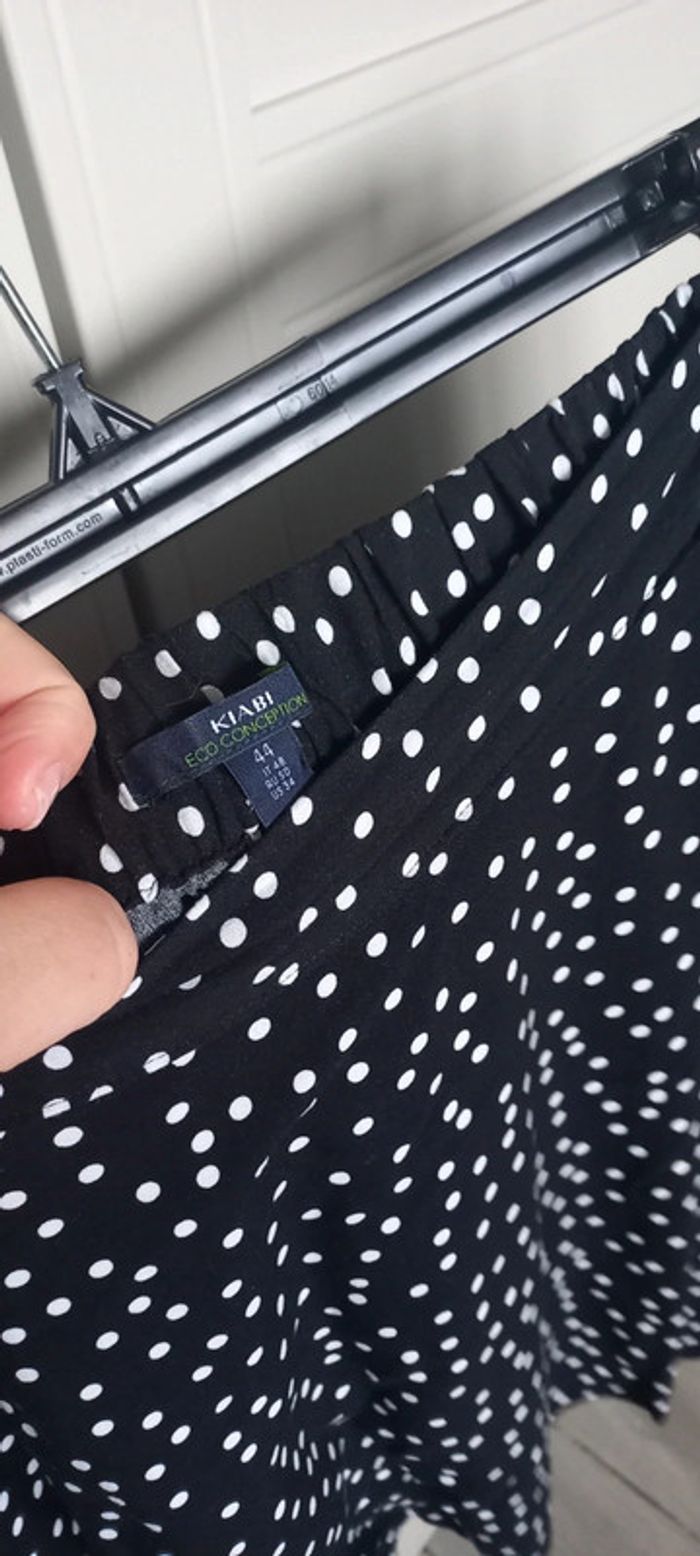 Jupe noire à pois blancs - photo numéro 4