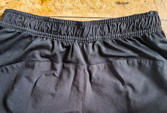 Short de sport 14-15 ans - photo numéro 2