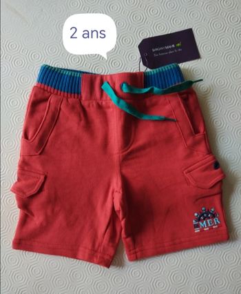 Short Sergent major taille 2 ans neuf 