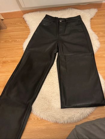 Pantalon droit en similicuir