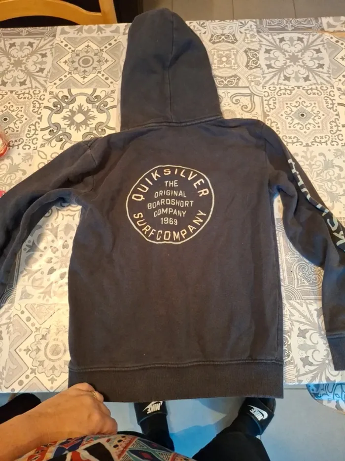 Pull à capuche - photo numéro 3