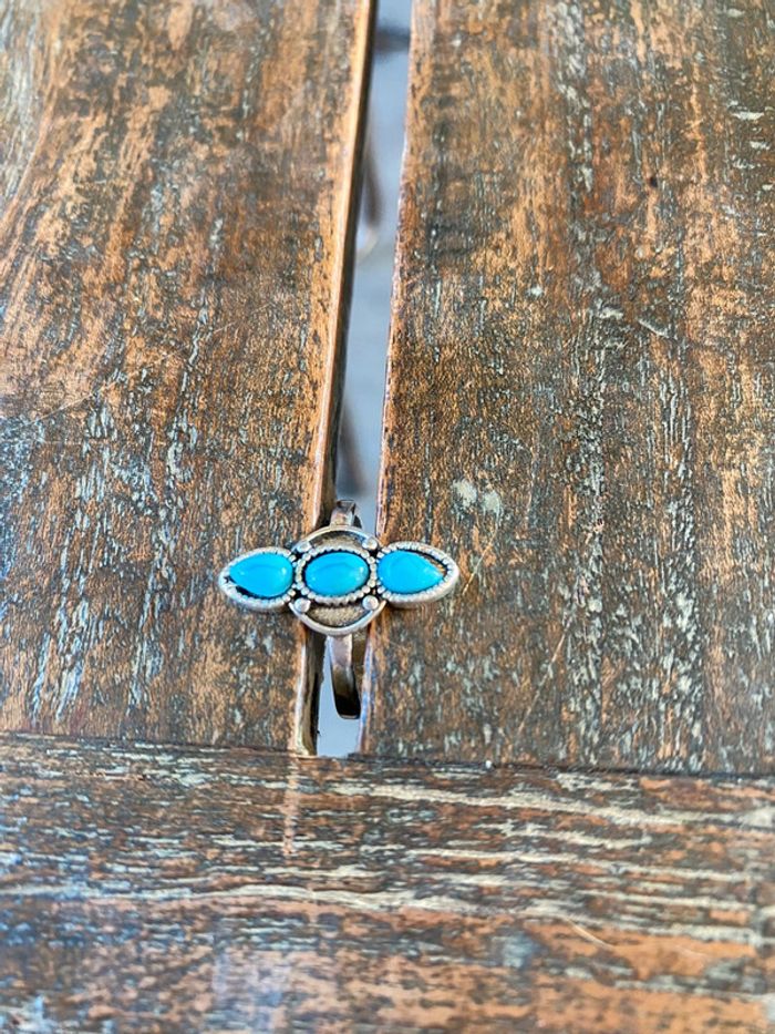 Magnifique bague argentée, avec turquoise, taille 60 - photo numéro 3