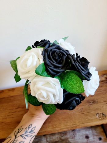 Bouquet de roses artificielles