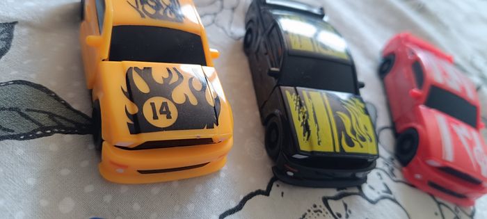 Lot de 3 voitures démontables - photo numéro 3