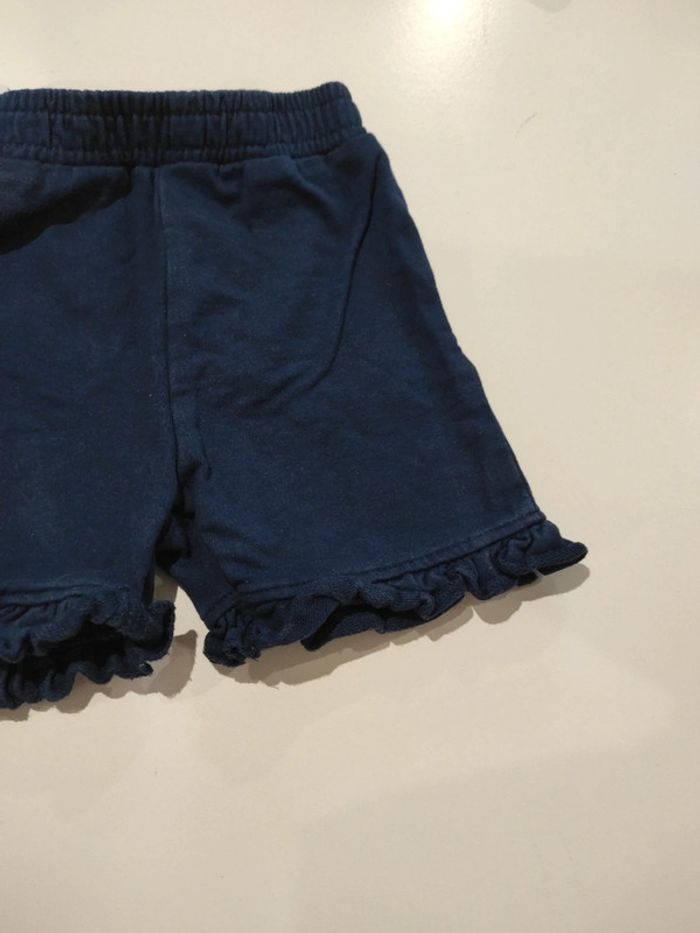 Short 9 mois - photo numéro 5