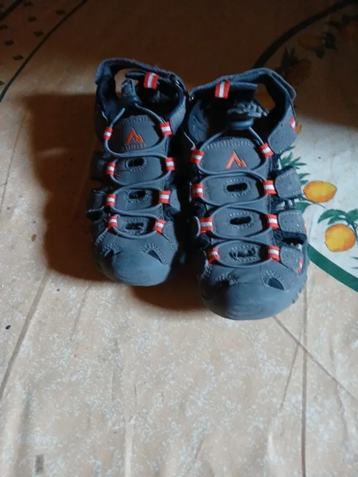 Sandale cuir t34
