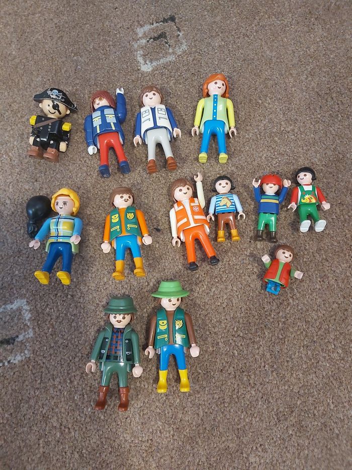 Lego figurines