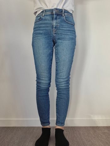 Jean skinny bleu taille 36 Zara