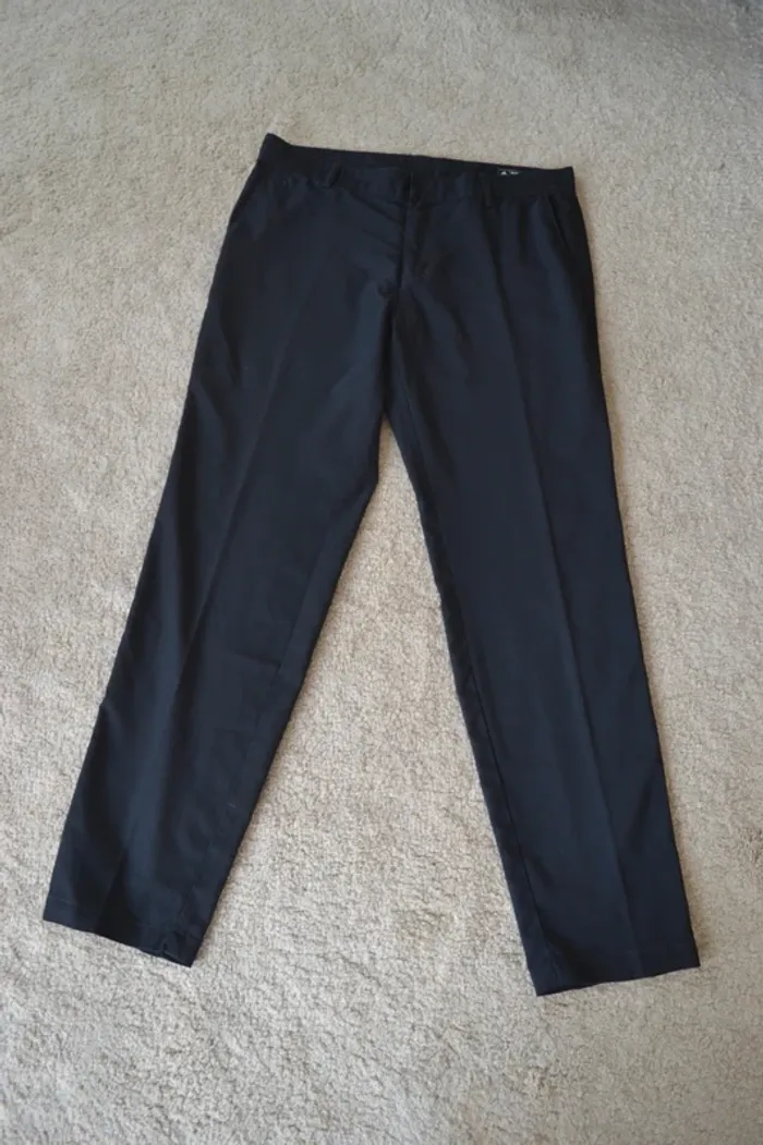 Pantalon Adidas Taille 44 (W34) - photo numéro 3