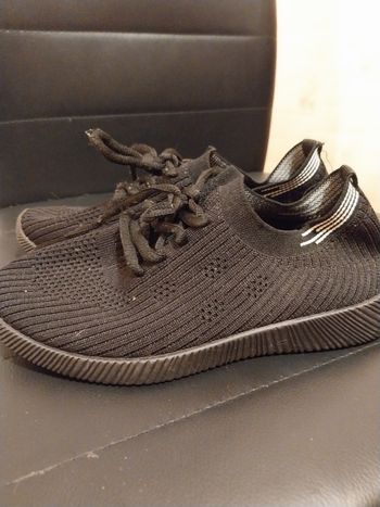 Basket noire mixte pointure 37