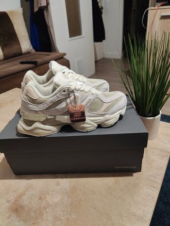 New Balance 9060 neuve pointure 36