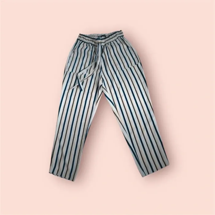 Joli pantalon fluide Zara taille M 💜