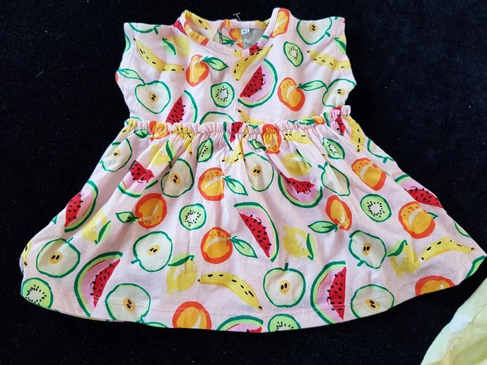 Lot de 2 robes neuves fille 6 mois - photo numéro 2