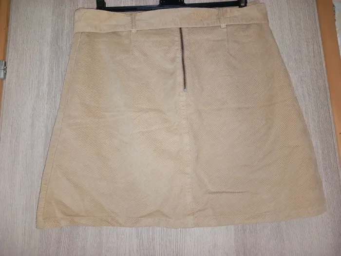 Jupe courte beige 42 - photo numéro 2