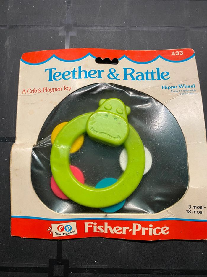 pas d envoie avec homerr fisher price 1977 teether & rattle hippo wheel