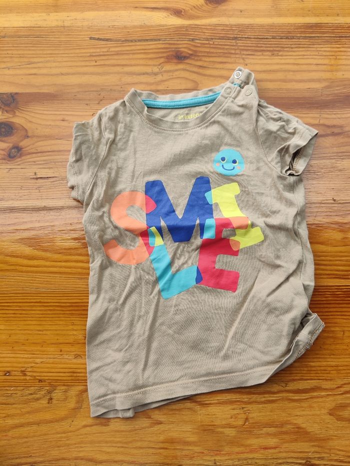 T-shirt