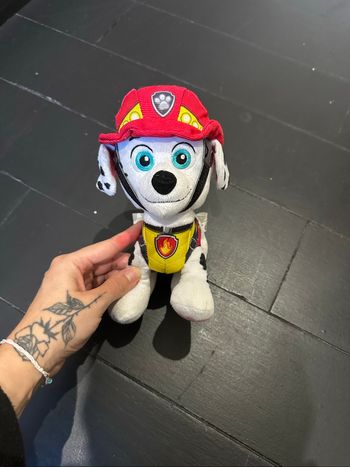 Peluche Marcus