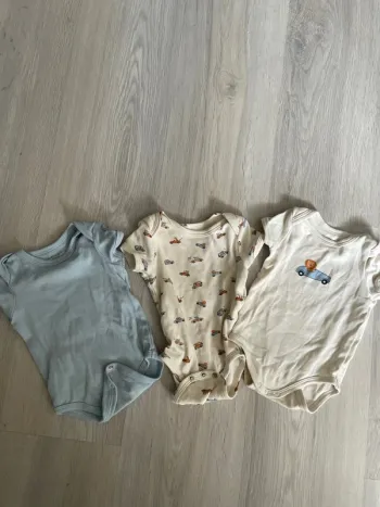 Lot 3 bodys verbaudet