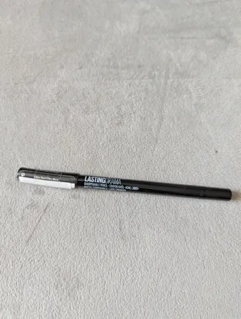 Crayon Khôl ultra noir Maybelline
