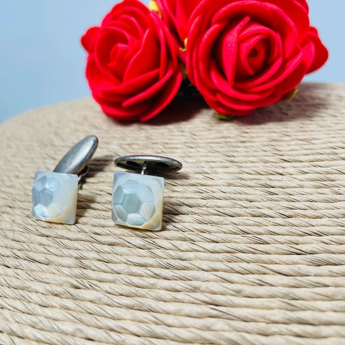 🔥 Modèle Rare. Boutons de manchettes à chaînette. Nacre véritable. Gravure ballon de football. - photo numéro 6