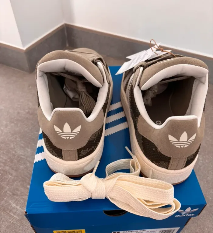 Baskets Adidas Campus 00s Taille 40 - photo numéro 9