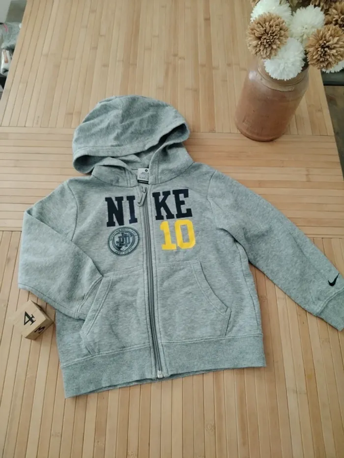 Veste Nike 4-5ans garçon