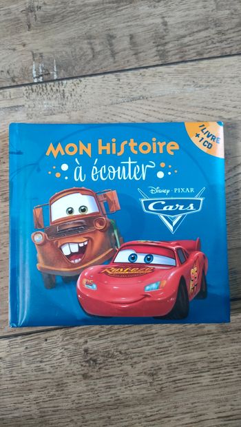 Livre CD mon histoire à écouter. cars de disney.