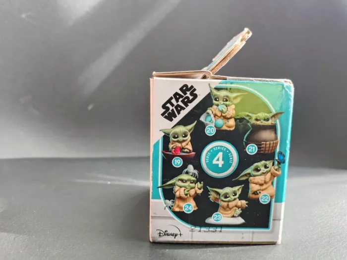 The bounty Boite neuve star wars mandalorian grogu séries 4 Disney 23 - photo numéro 2