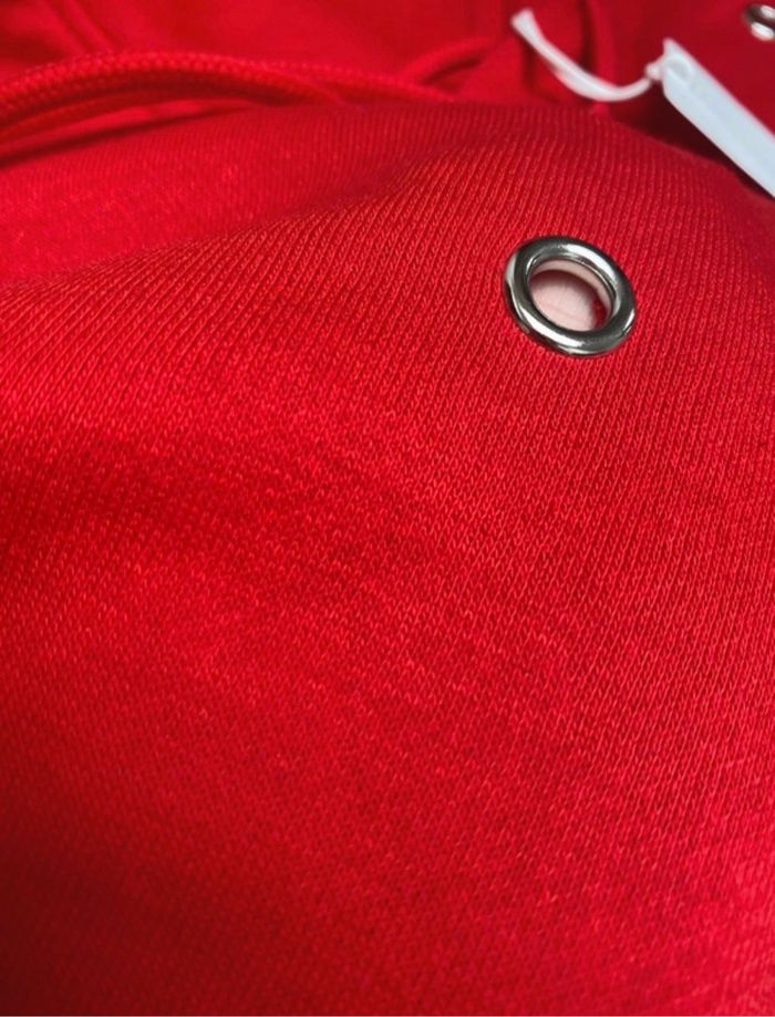 Pull avec capuche en rouge pour femme - photo numéro 5