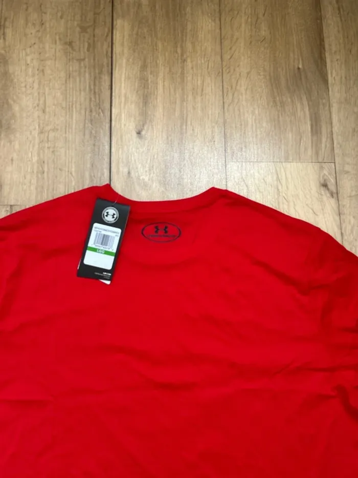 T-shirt Under armour rouge L - photo numéro 4
