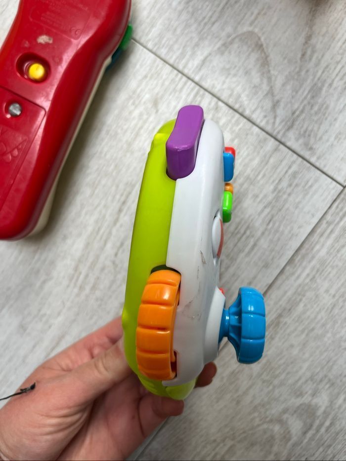Lot de 2 jouets d’éveil téléphone musical rigolo phone de vtech manette musicale et hippopotame à bille - photo numéro 7