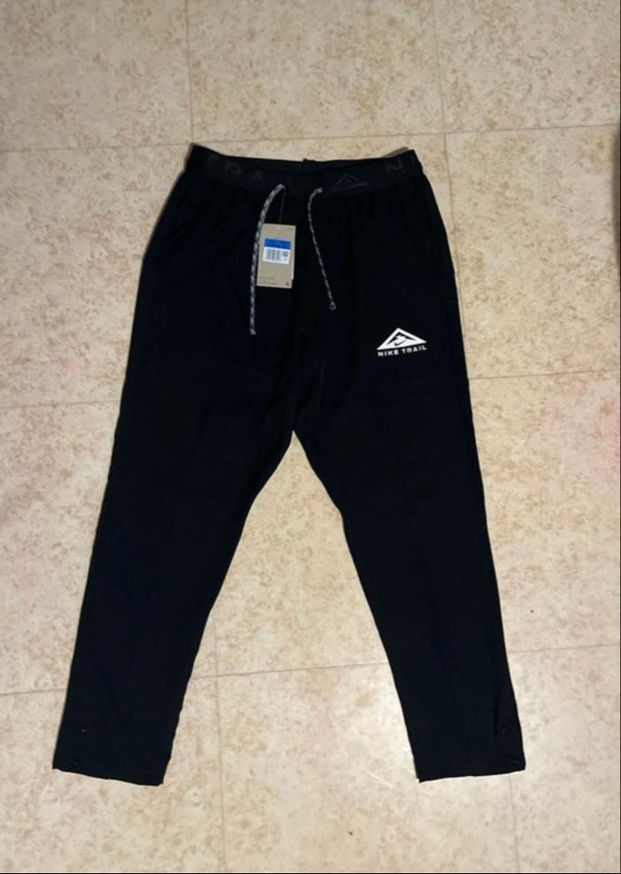 Pantalon Nike Trail Noir - Taille S-M - photo numéro 4