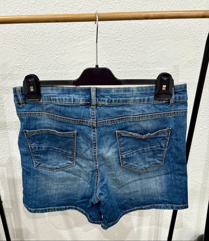 Short en jean Bleu Camaïeu - Taille 40 - photo numéro 2