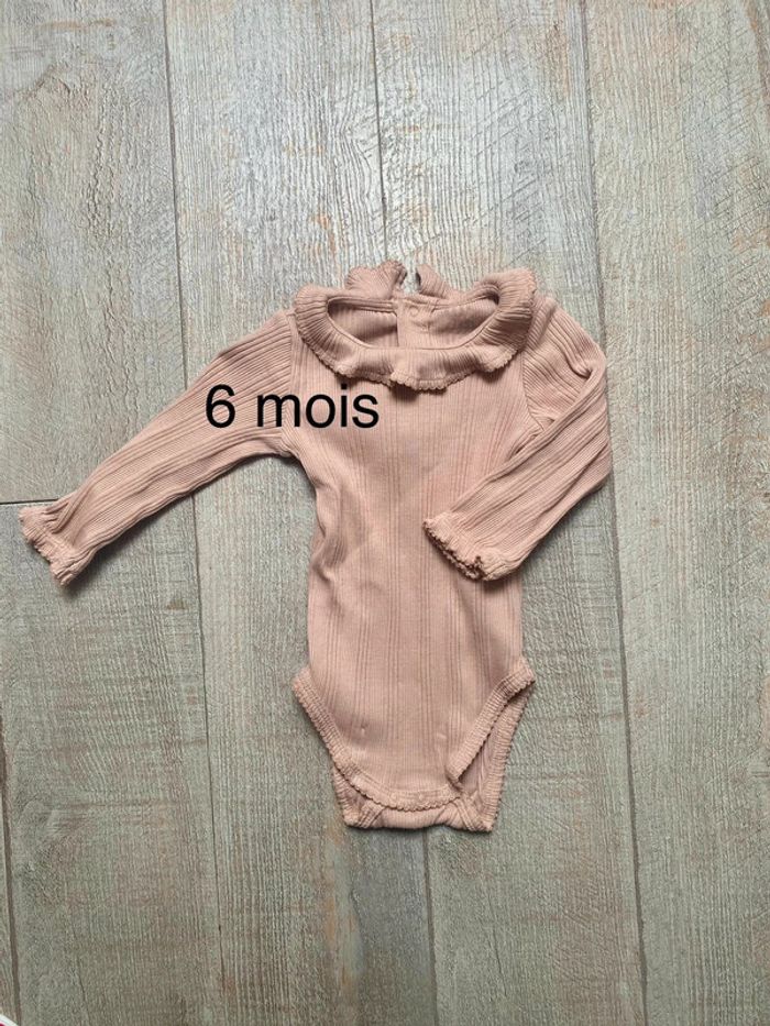 Bodies neuf - 6 mois