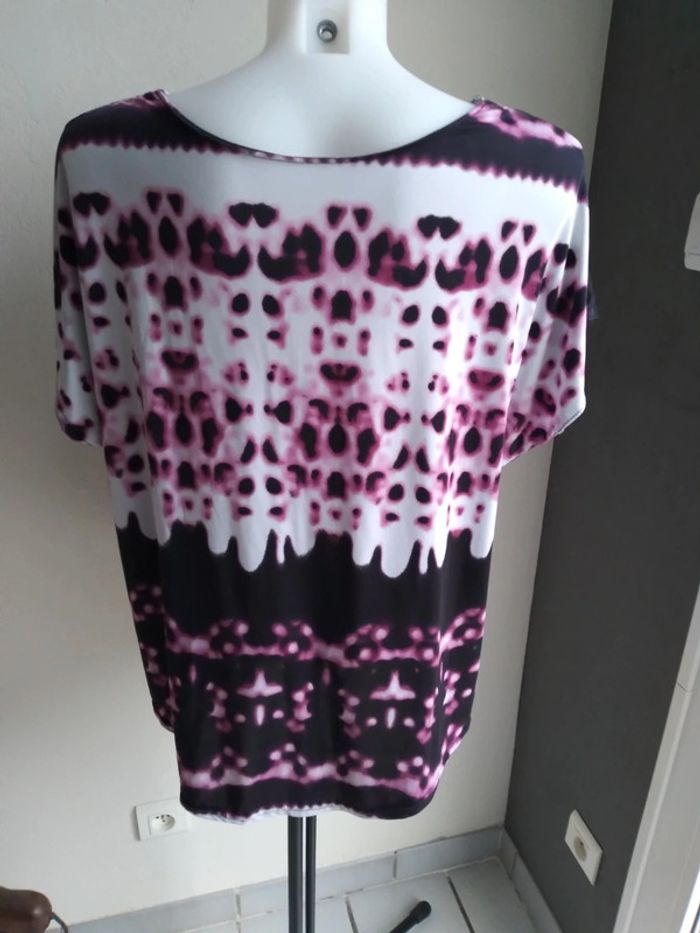 Joli haut t 42 - photo numéro 2