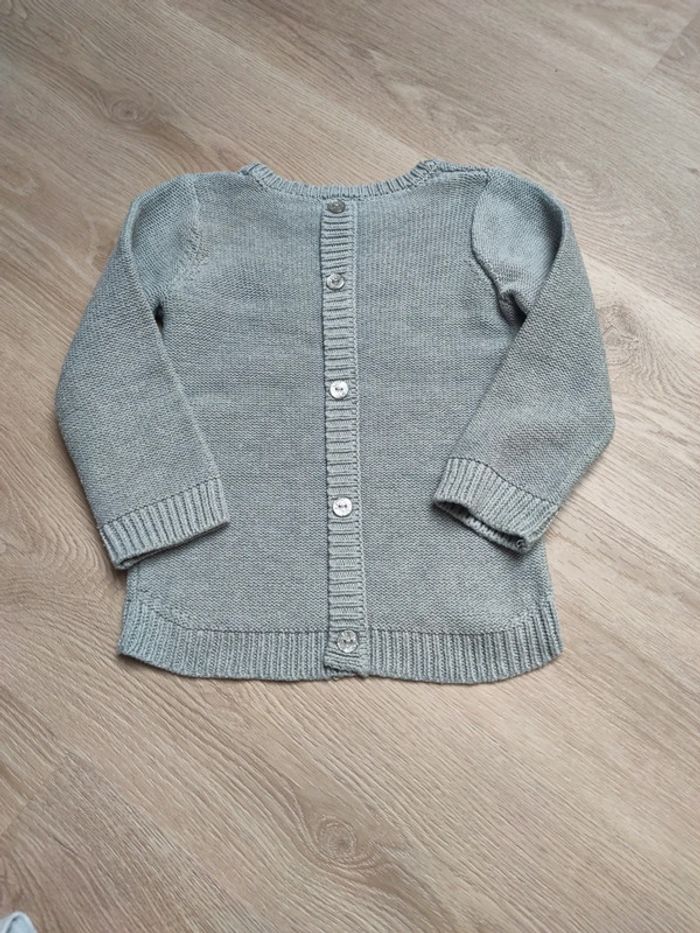 Pull fille 4 ans - photo numéro 2