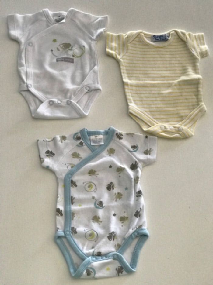 Lot de 3 bodys manches courtes naissance