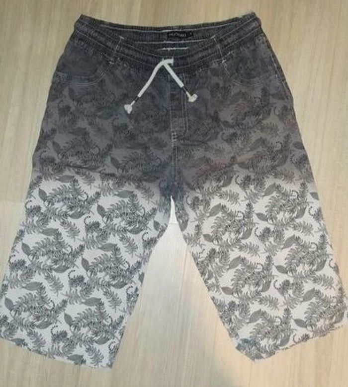 Bermuda gris imprimé