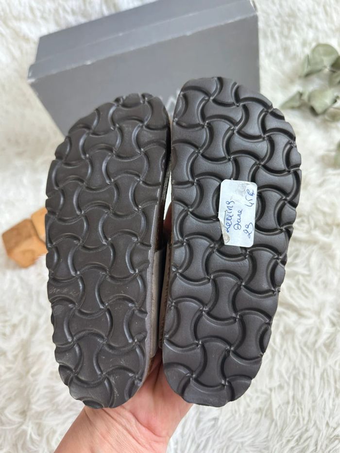 Paire de claquette Reqins taille 29 - photo numéro 9