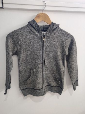 Gilet gris 6 ans